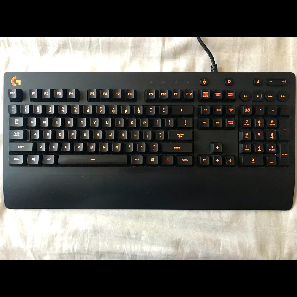Logitech RGB Gaming Keyboard